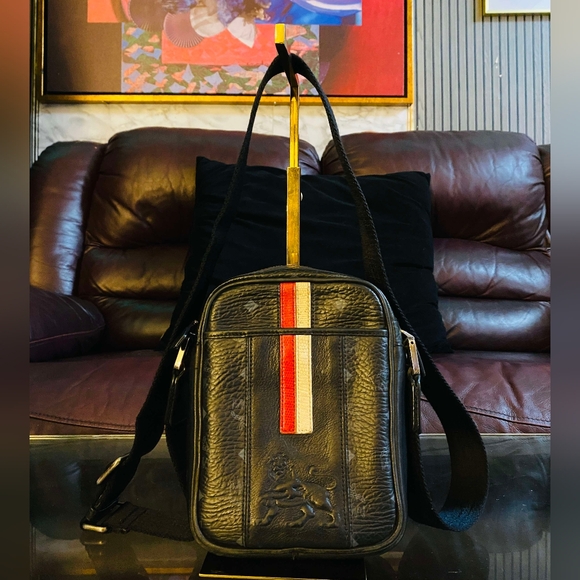 Sold!!Authentic MCM crossbody bag - Picture 1 of 9